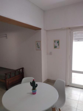 Departamento en PB,amplio monoambiente con excelente ubicacion.